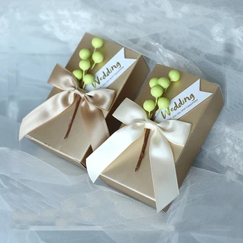 50pcs veľa osobné Výročia, narodeniny, Party dodávky Prospech candy boxy zlaté vlastné meno box DIY svadobný dar pre hostí